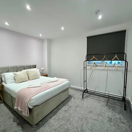 Penthouse Apartments By Mlvstays Liverpool Exterior photo